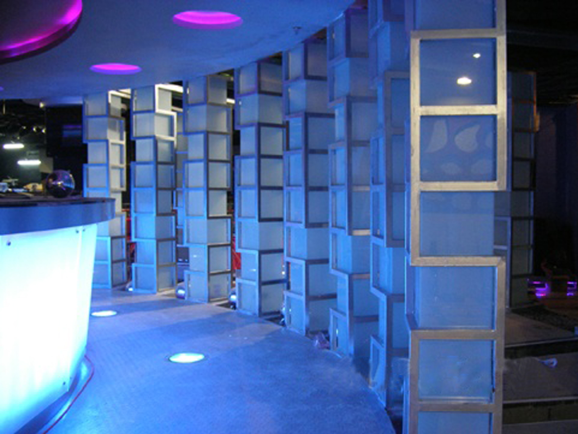 新會(huì)世紀(jì)夜總會(huì)設(shè)計(jì)效果圖欣賞