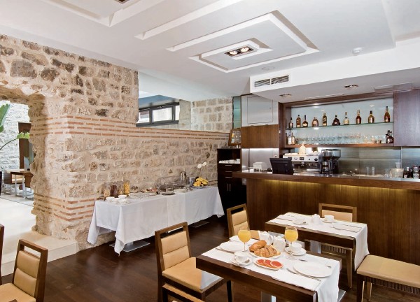 國外小型精品酒店設計方案  Vestibul Palace 酒店