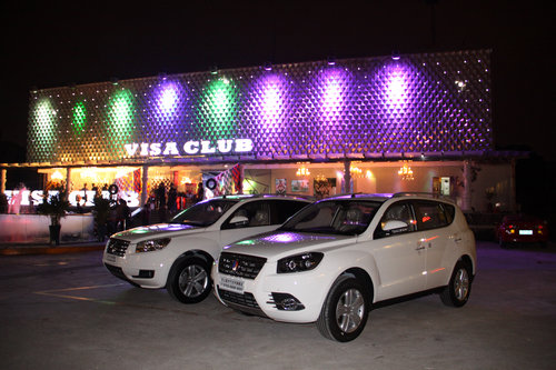 個(gè)性酒吧設(shè)計(jì)經(jīng)營(yíng)新策略:酒吧車展強(qiáng)強(qiáng)聯(lián)手