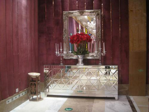 皇家一號(hào)歐式復(fù)古奢華酒吧設(shè)計(jì)圖欣賞