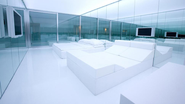 酒店設(shè)計(jì)也玩性感  亞當(dāng)夏娃精品酒店設(shè)計(jì)欣賞