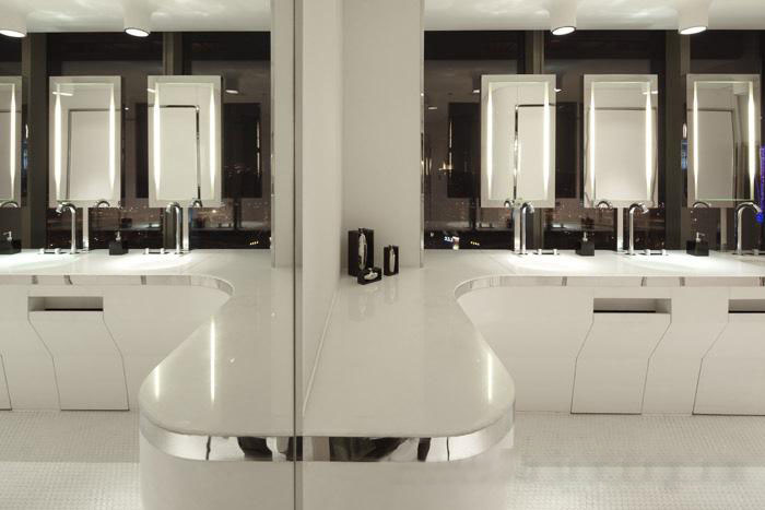 屋頂酒吧的浪漫聚會(huì) 上海盧灣玉酒吧設(shè)計(jì)欣賞