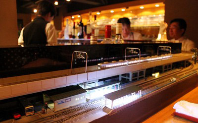 鐵路主題酒吧設(shè)計(jì)欣賞 東京鐵路迷的最愛