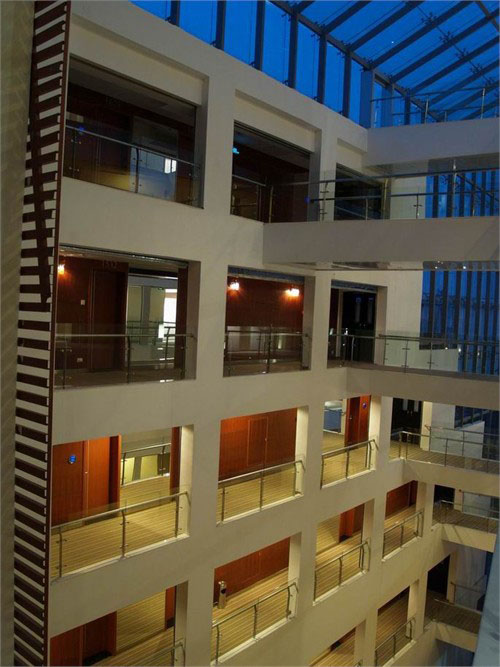 北湖酒店設(shè)計(jì)  展現(xiàn)星級酒店設(shè)計(jì)中的完美中國風(fēng)