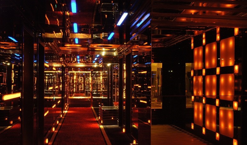 沉穩(wěn)而又高貴 西安締爾夢(mèng)夜總會(huì)設(shè)計(jì)效果圖欣賞