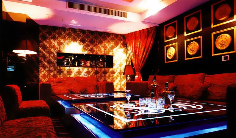 歡快陽光的新貴族ktv設(shè)計方案介紹