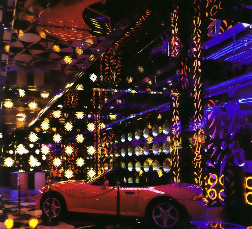 色彩喚起情緒 廣東加洲陽光娛樂會所設(shè)計欣賞