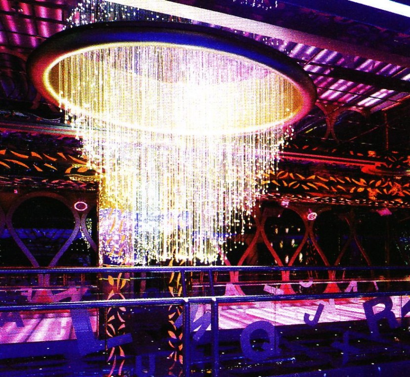 色彩喚起情緒 廣東加洲陽光娛樂會所設(shè)計欣賞