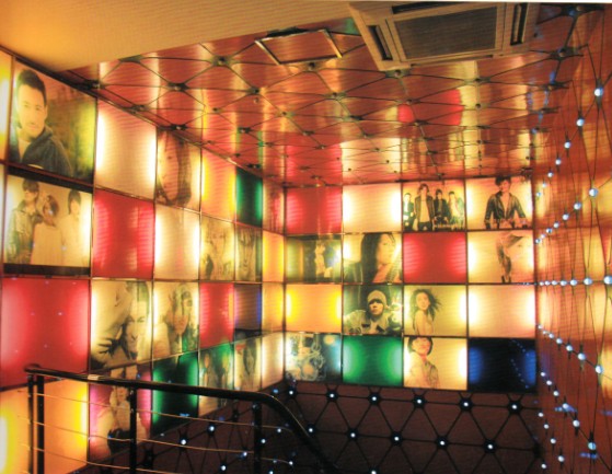 變形夸張的手法 糖果量販?zhǔn)終TV設(shè)計(jì)效果圖欣賞