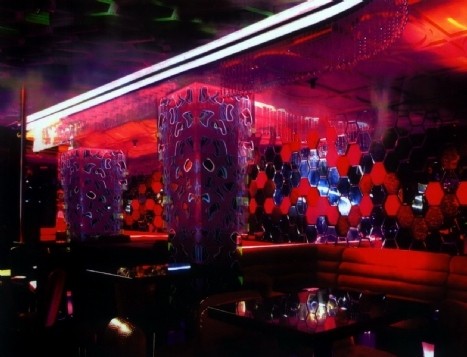 龍崗快樂吧設(shè)計效果圖欣賞 大方現(xiàn)代的設(shè)計手法