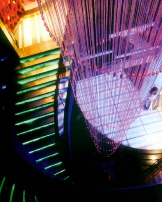 東莞朝皇國際俱樂部設(shè)計欣賞 空間層次豐富