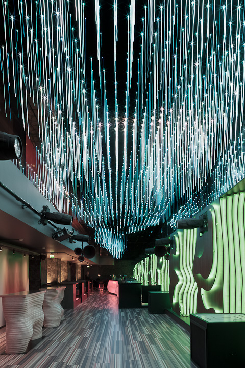 芬蘭 FAT LADY 夜總會設(shè)計實(shí)景欣賞 歡迎步入奇幻世界