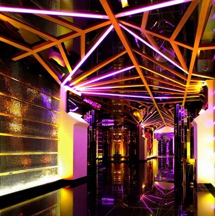 海南三亞紅館國際娛樂會所設(shè)計 展現(xiàn)異國風情