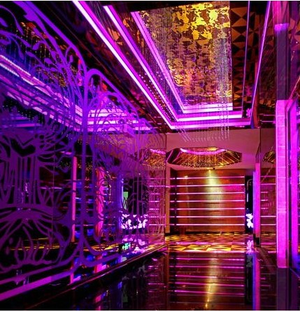 海南三亞紅館國際娛樂會所設(shè)計 展現(xiàn)異國風情