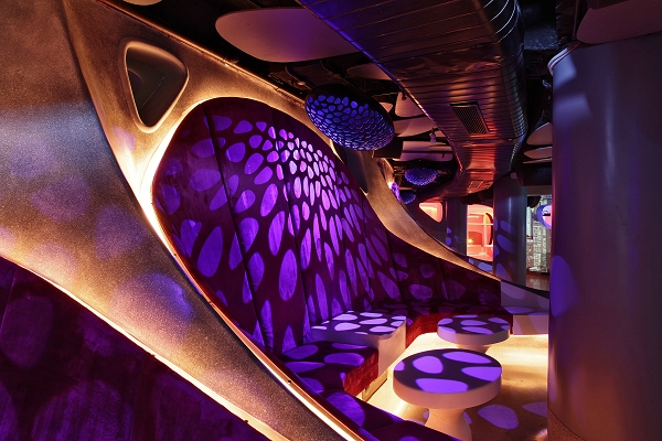 不同空間的融合體  德里夜場設計圖賞析