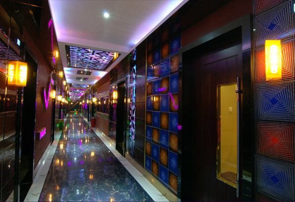 時尚自由豪華空間 名星會KTV設(shè)計實景圖欣賞