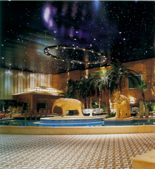 希爾斯池典洗浴中心設(shè)計(jì)圖片賞析