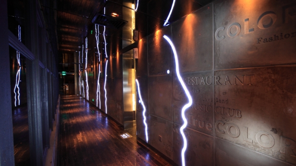 廣州True color酒吧設(shè)計 營造出獨特的都會雅仕風情