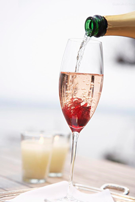 北京城最具創(chuàng)意的前衛(wèi)酒吧設(shè)計案例 庵iori酒吧