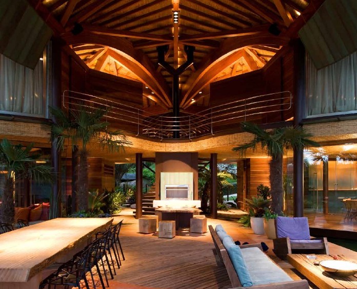 Leaf House 葉形屋頂水療spa