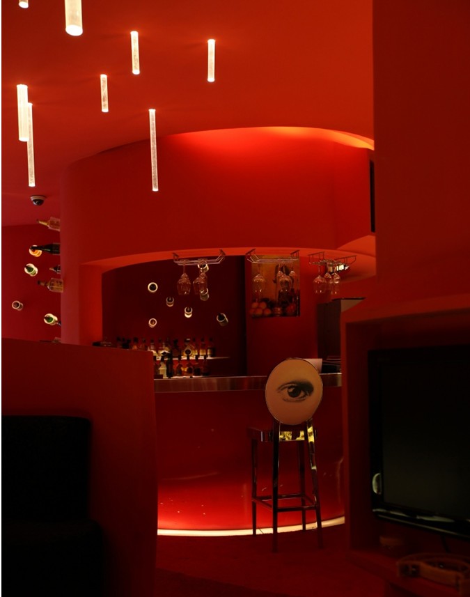 紅與黑的交織 蘇州Dream Club 夢(mèng)酒吧設(shè)計(jì)欣賞