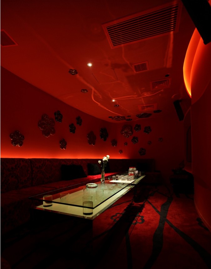 紅與黑的交織 蘇州Dream Club 夢(mèng)酒吧設(shè)計(jì)欣賞