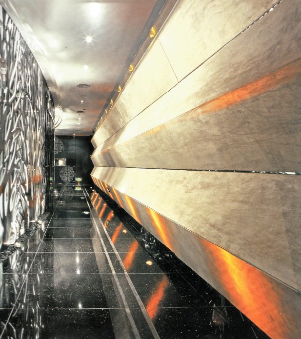 為都市貴族帶來極致享受 廣州紅會夜總會設(shè)計效果圖