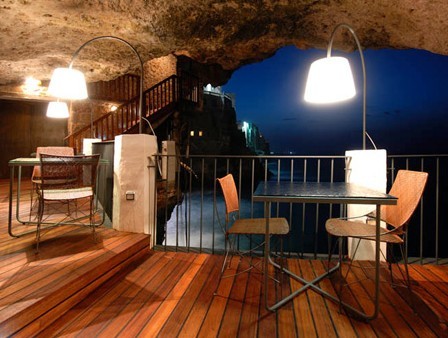 巖洞餐廳設(shè)計(jì)