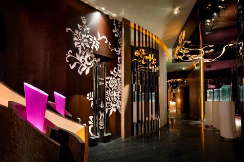 接受奢華中的暇逸之樂(lè) 水中花俱樂(lè)部設(shè)計(jì)