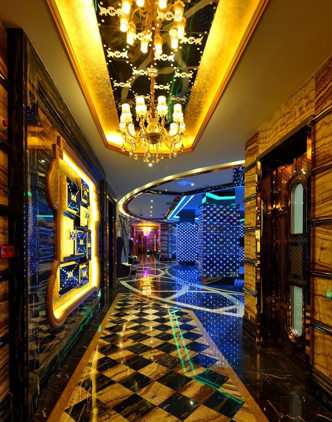 尊貴與氣派的精致享受 佛山鉆石KTV會(huì)所設(shè)計(jì)圖片欣賞