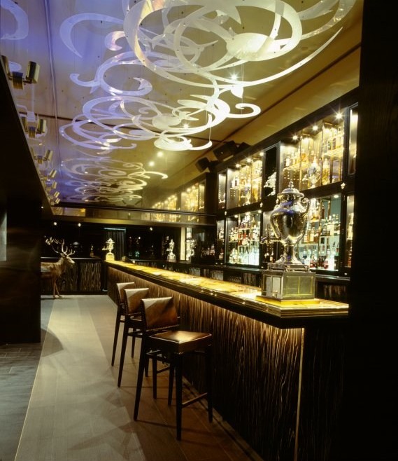 全新的酒吧俱樂部 澤塔Whisky Mist酒吧設(shè)計賞析