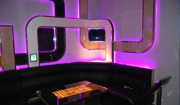 流光溢彩的趣味主題空間 廣州堂會KTV設(shè)計(jì)欣賞