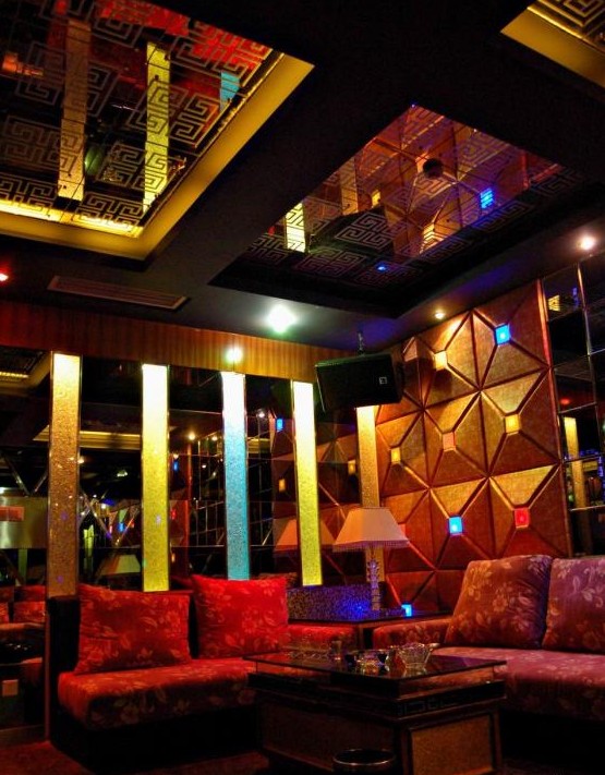 成都藍(lán)色夢(mèng)幻KTV會(huì)所設(shè)計(jì) 引領(lǐng)時(shí)尚潮流