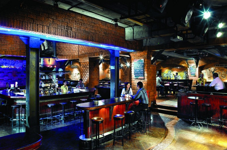 上海酒吧設(shè)計(jì)中光環(huán)境與消費(fèi)行為的關(guān)系