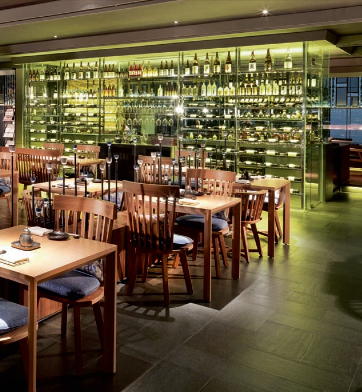 寧靜自然的酒店餐廳設(shè)計(jì)案例   TATSU居酒屋