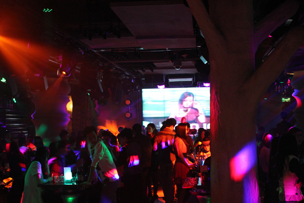 西南地區(qū)頂級高端夜場——BANANA夜店設(shè)計圖欣賞