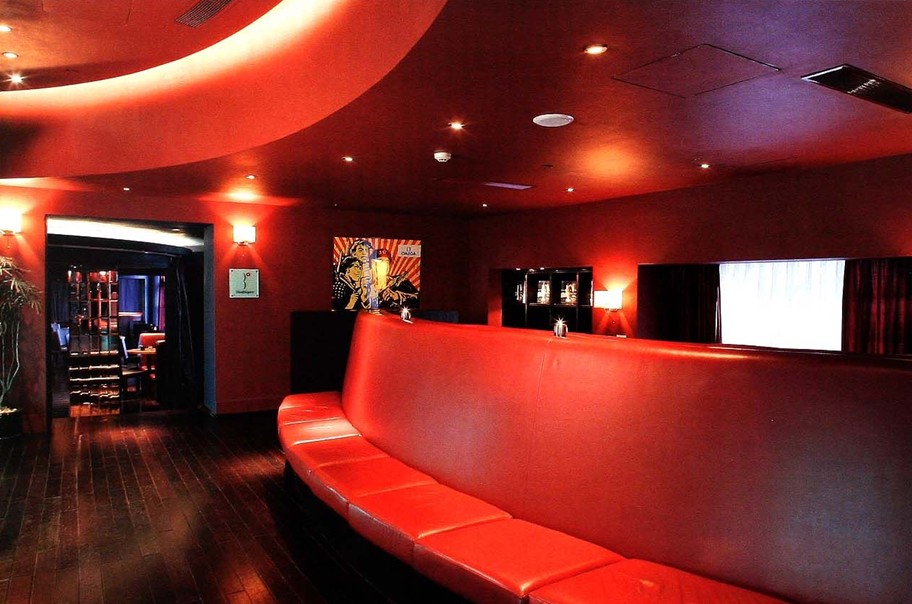 動(dòng)感另類 三度音樂(lè)沙龍酒吧設(shè)計(jì)圖欣賞