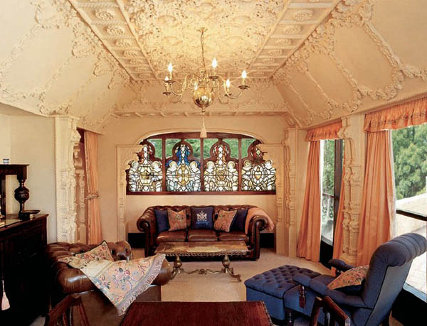 歐洲五星級(jí)豪華小酒店客房設(shè)計(jì)方案欣賞