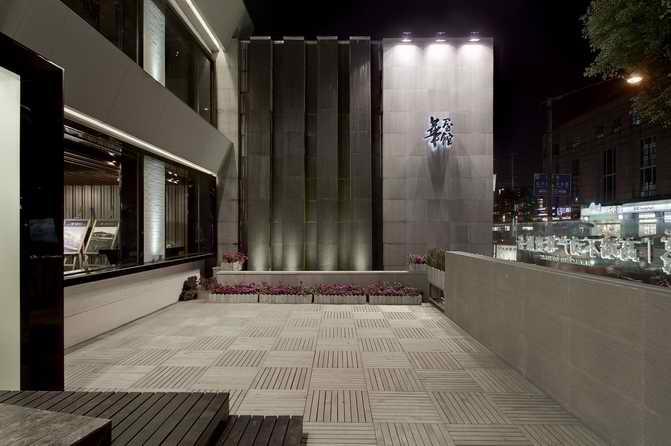 上海華屋館休閑時尚會所設(shè)計(jì)