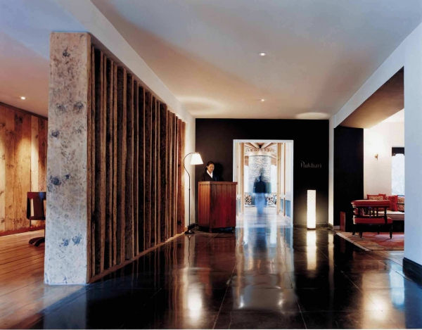 不丹帕羅烏瑪度假酒店設(shè)計(jì) 將當(dāng)?shù)氐淖匀毁Y源帶入室內(nèi)