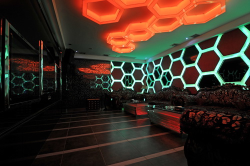 嘉年華KTV設(shè)計(jì)效果圖 一種不同以往的高雅格調(diào)