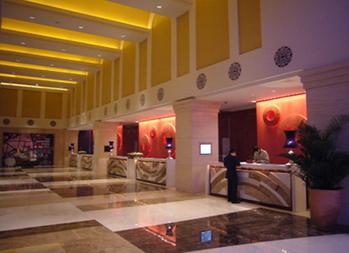 深圳華僑城洲際大酒店——國內(nèi)首創(chuàng)西班牙風(fēng)情酒店