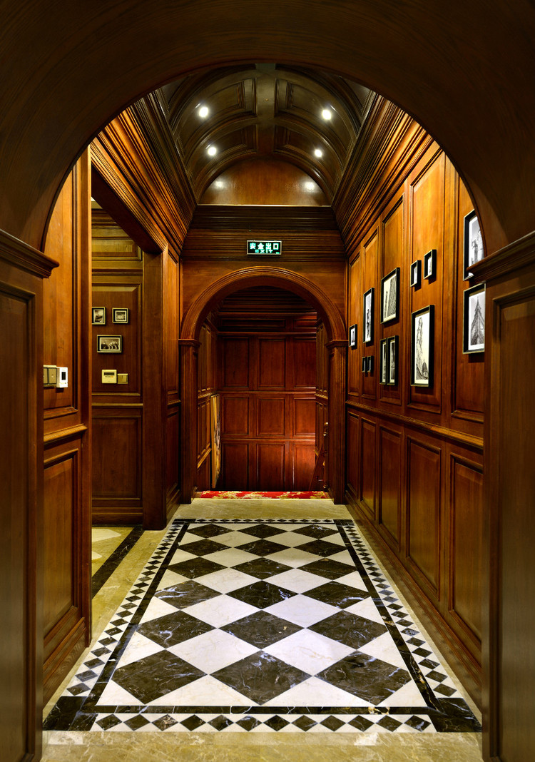 歐式紅酒會所設(shè)計(jì)欣賞