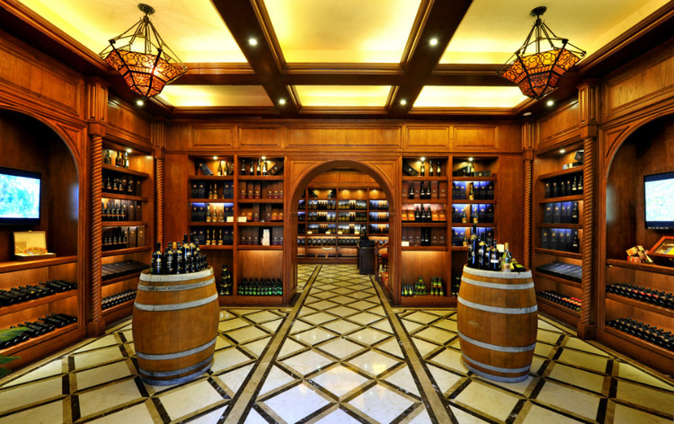 歐式紅酒會所設(shè)計(jì)欣賞