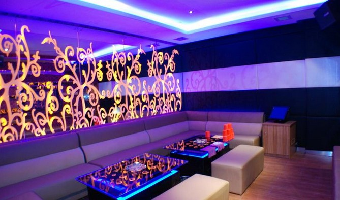 廣東江門KTV設(shè)計(jì) 時(shí)尚與優(yōu)雅的完美結(jié)合