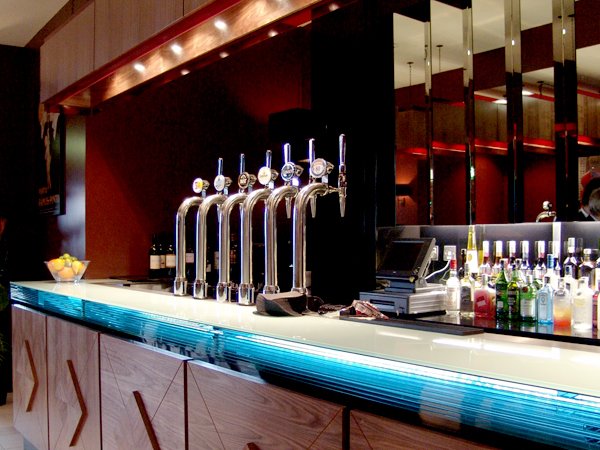 輕奢復(fù)古主題酒吧設(shè)計圖 Oscars餐廳酒吧