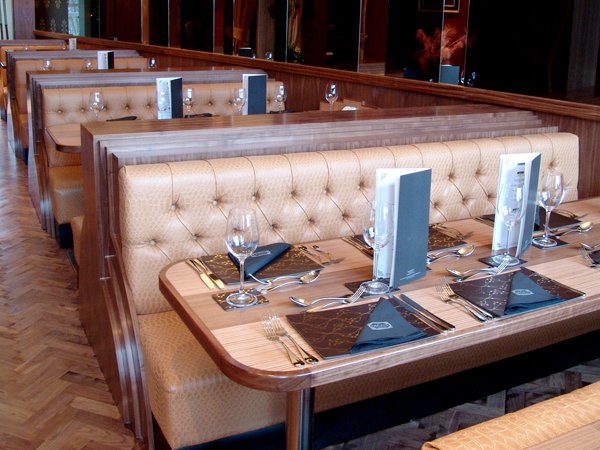 輕奢復(fù)古主題酒吧設(shè)計圖 Oscars餐廳酒吧