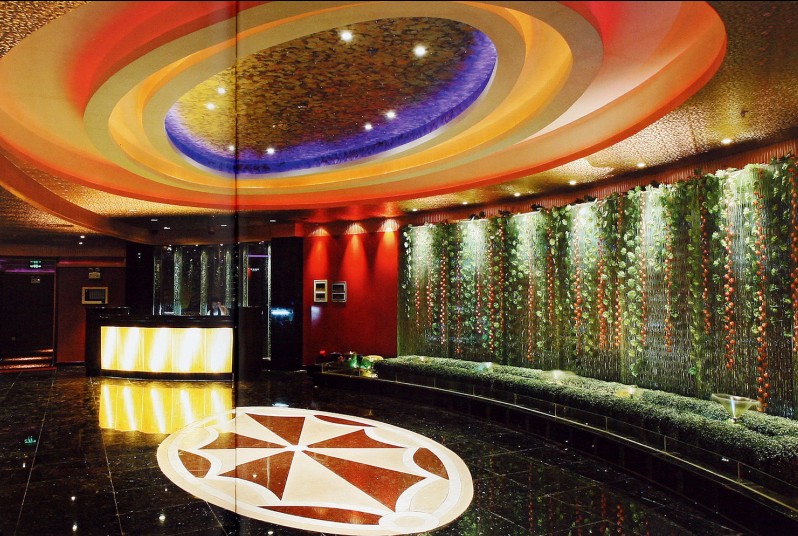 迷幻而瑰麗的春夏秋冬KTV設計圖欣賞
