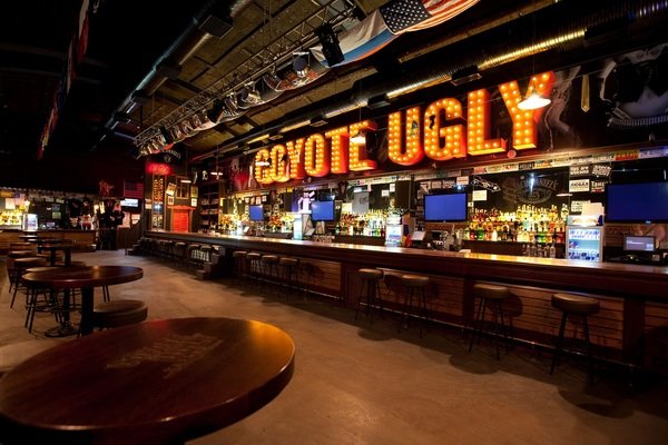 Coyote Ugly經(jīng)典美式酒吧設(shè)計方案效果圖欣賞