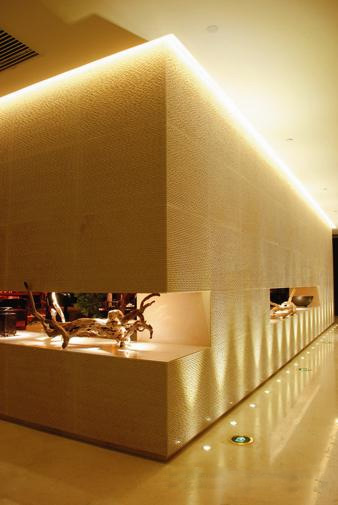 現(xiàn)代簡約風(fēng)格餐廳酒吧燈光設(shè)計方案欣賞